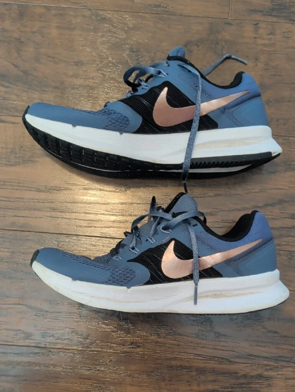 Women's Blue Athletic Running Shoes - Nike